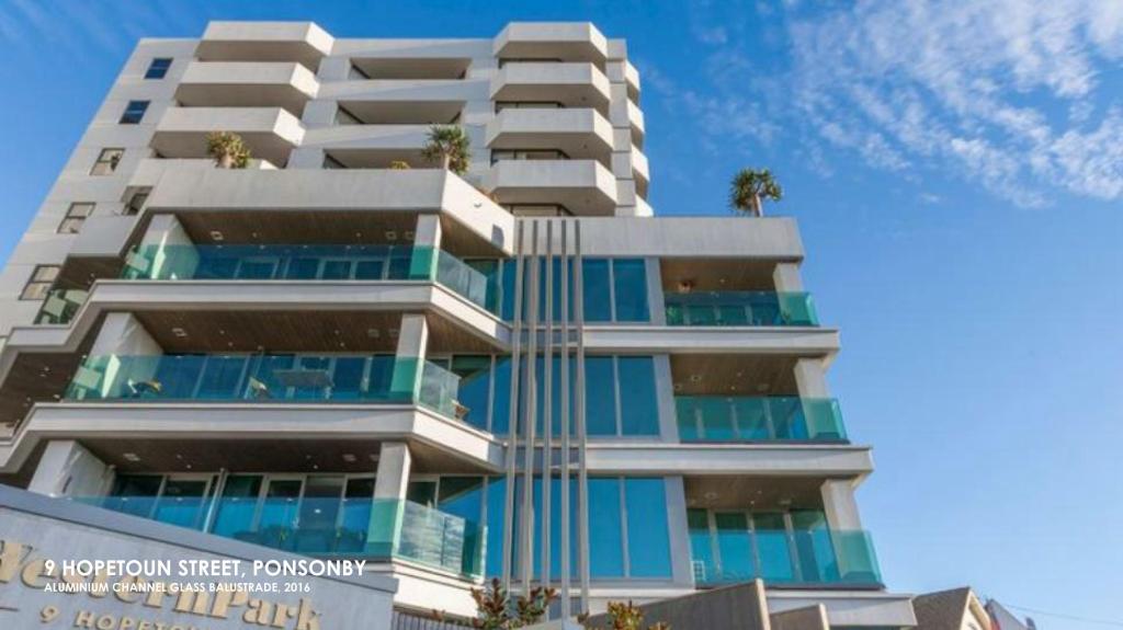 9 HOPETOUN STREET, PONSONBY ALUMINIUM CHANNEL GLASS BALUSTRADE, 2016